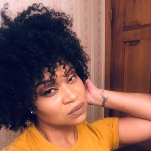 Meet your Posher, Mioshi